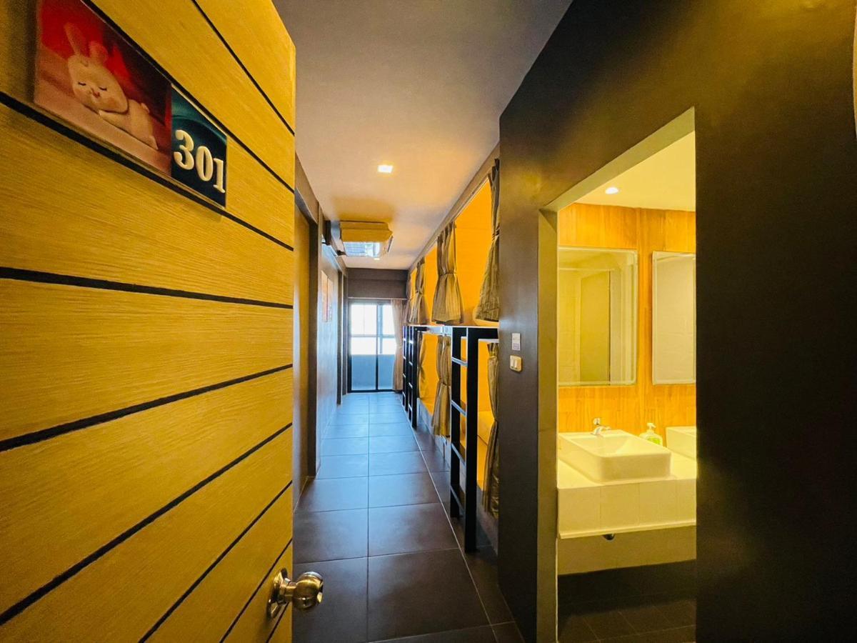 Rabbitel Phuket Hostel ภายนอก รูปภาพ