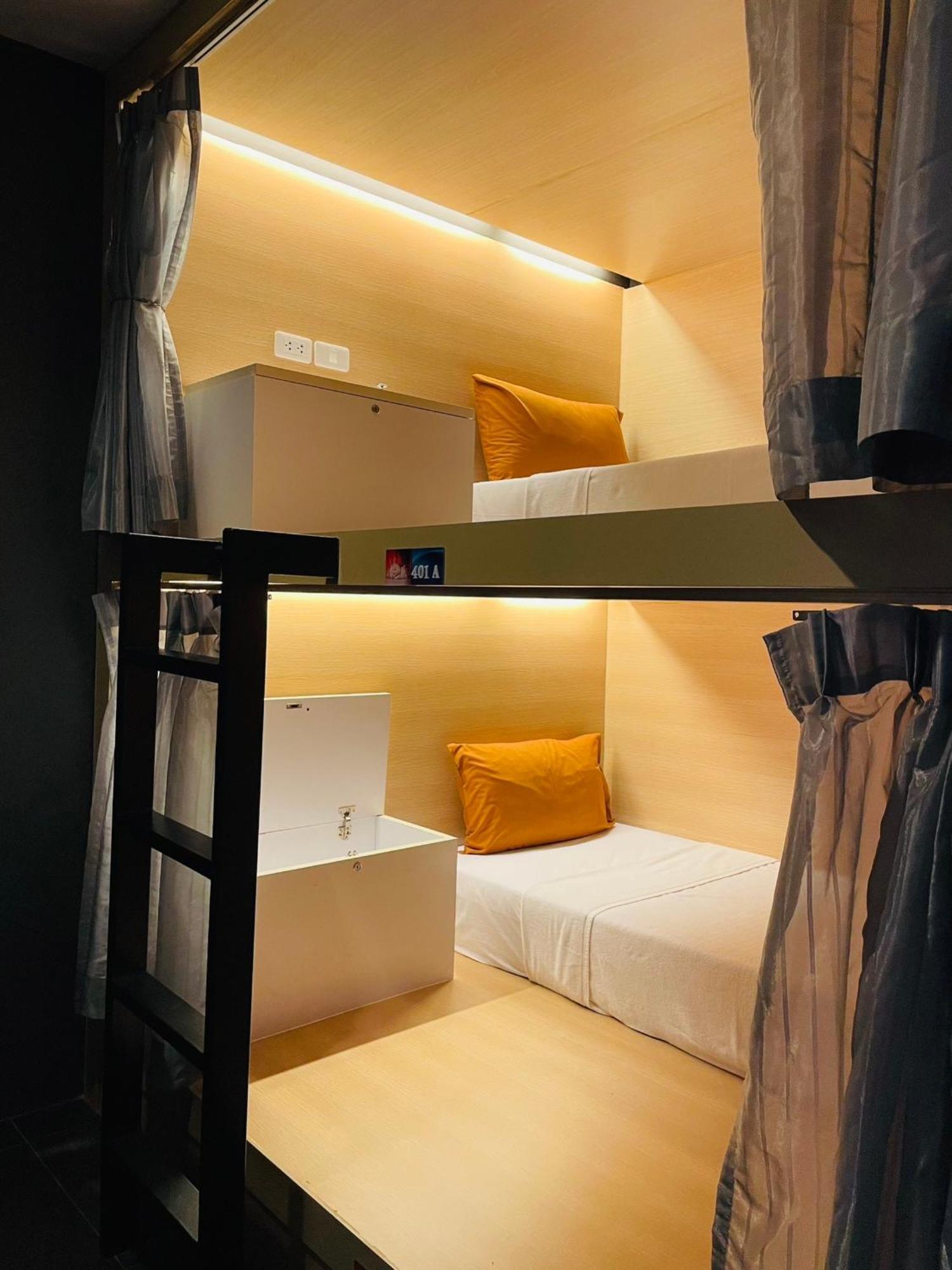Rabbitel Phuket Hostel ภายนอก รูปภาพ