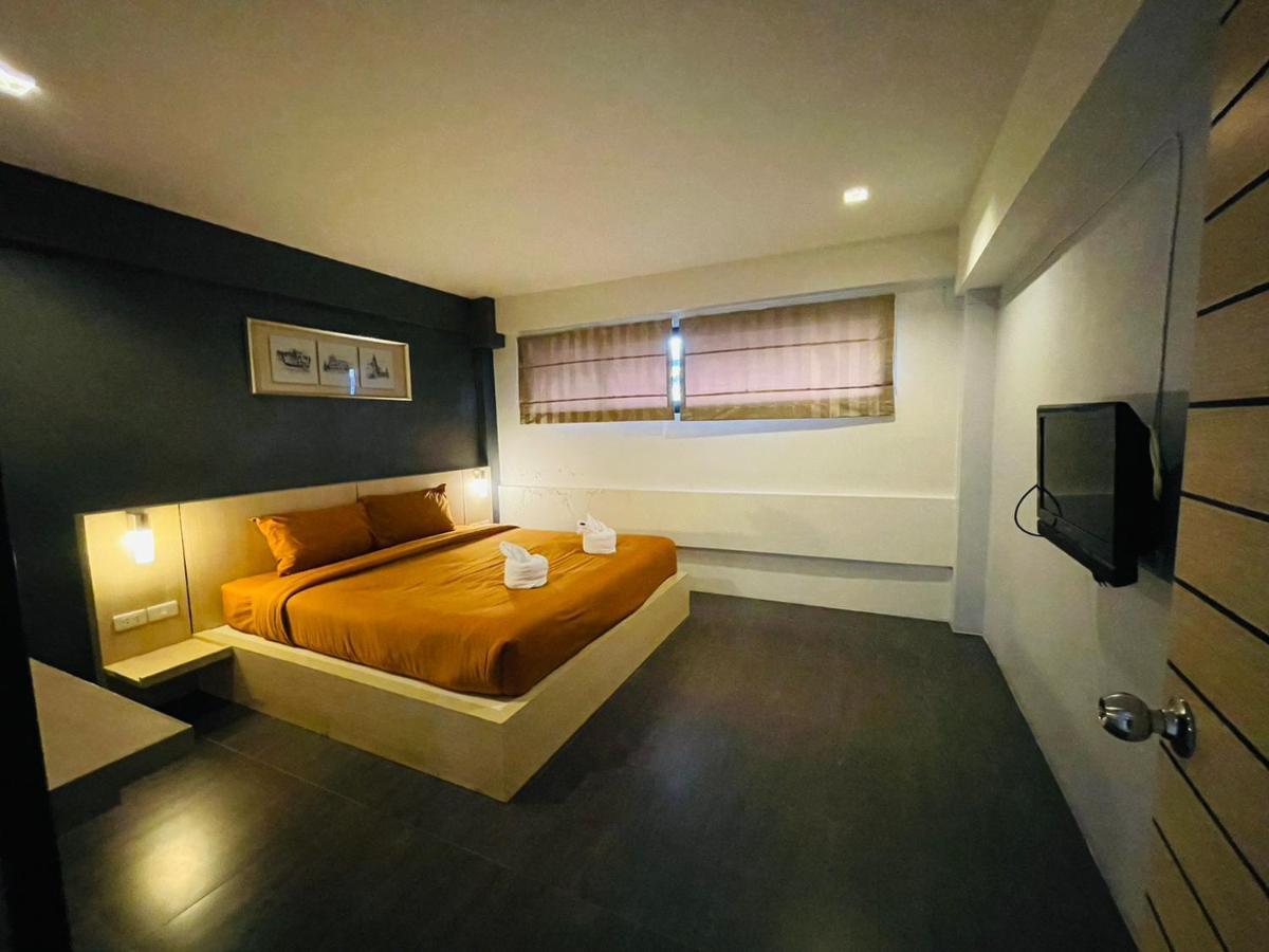 Rabbitel Phuket Hostel ภายนอก รูปภาพ