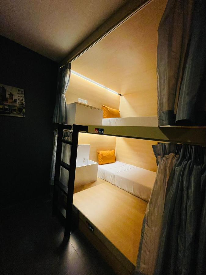Rabbitel Phuket Hostel ภายนอก รูปภาพ
