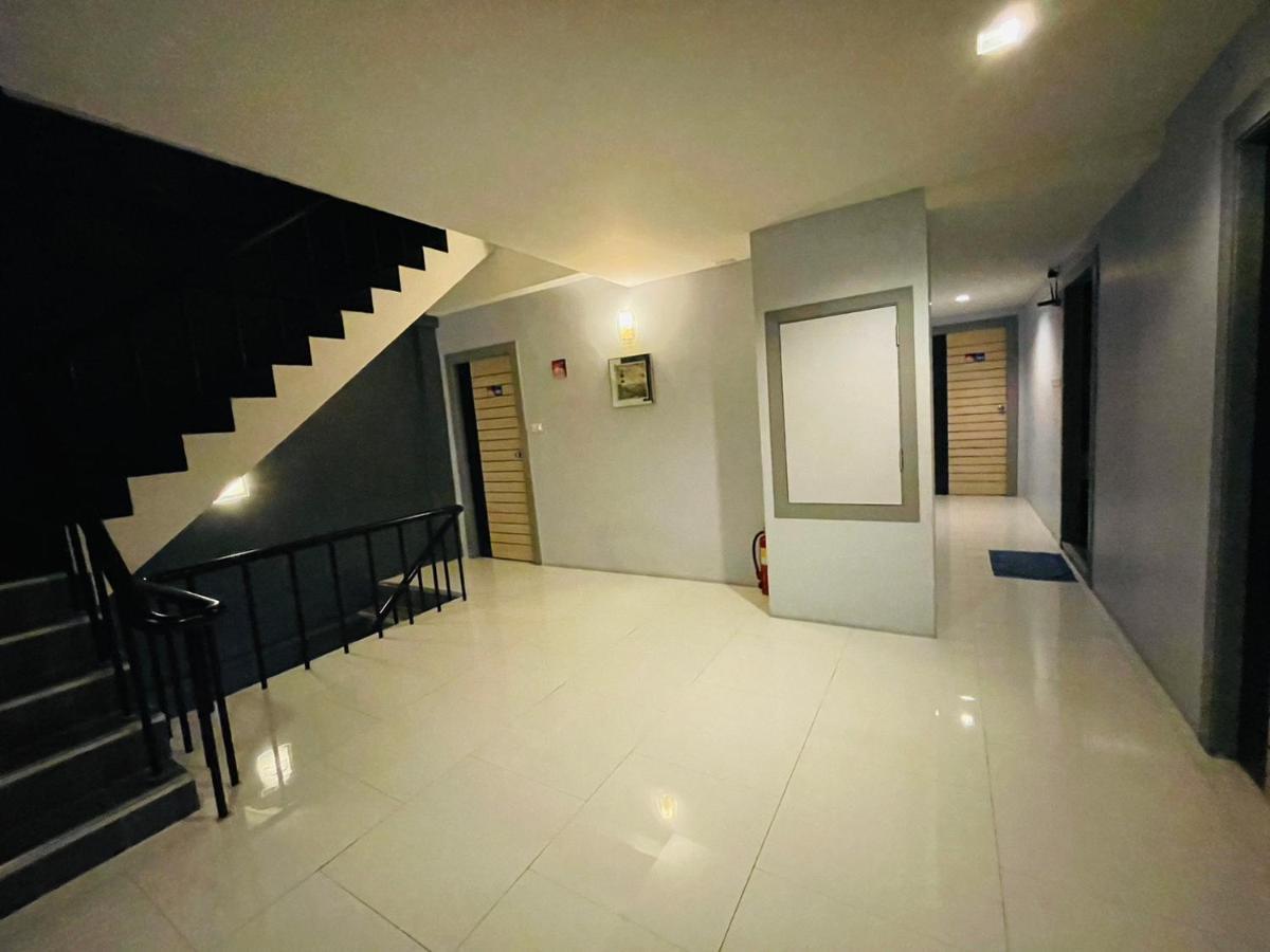 Rabbitel Phuket Hostel ภายนอก รูปภาพ