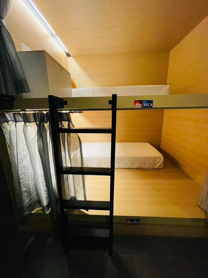 Rabbitel Phuket Hostel ภายนอก รูปภาพ