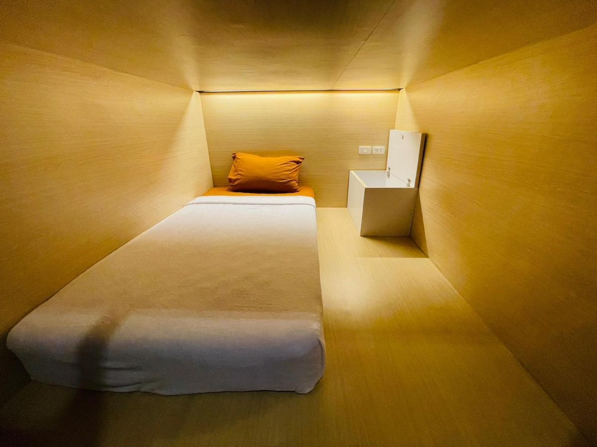 Rabbitel Phuket Hostel ภายนอก รูปภาพ