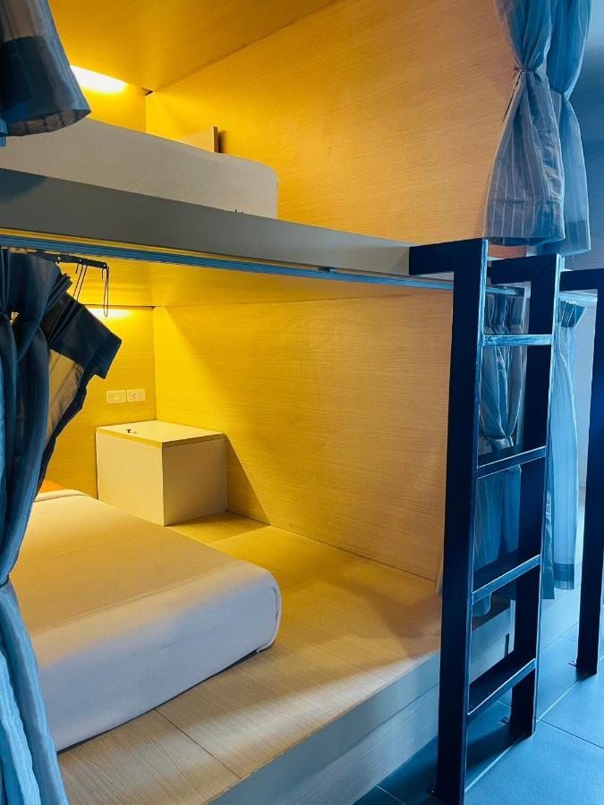 Rabbitel Phuket Hostel ภายนอก รูปภาพ