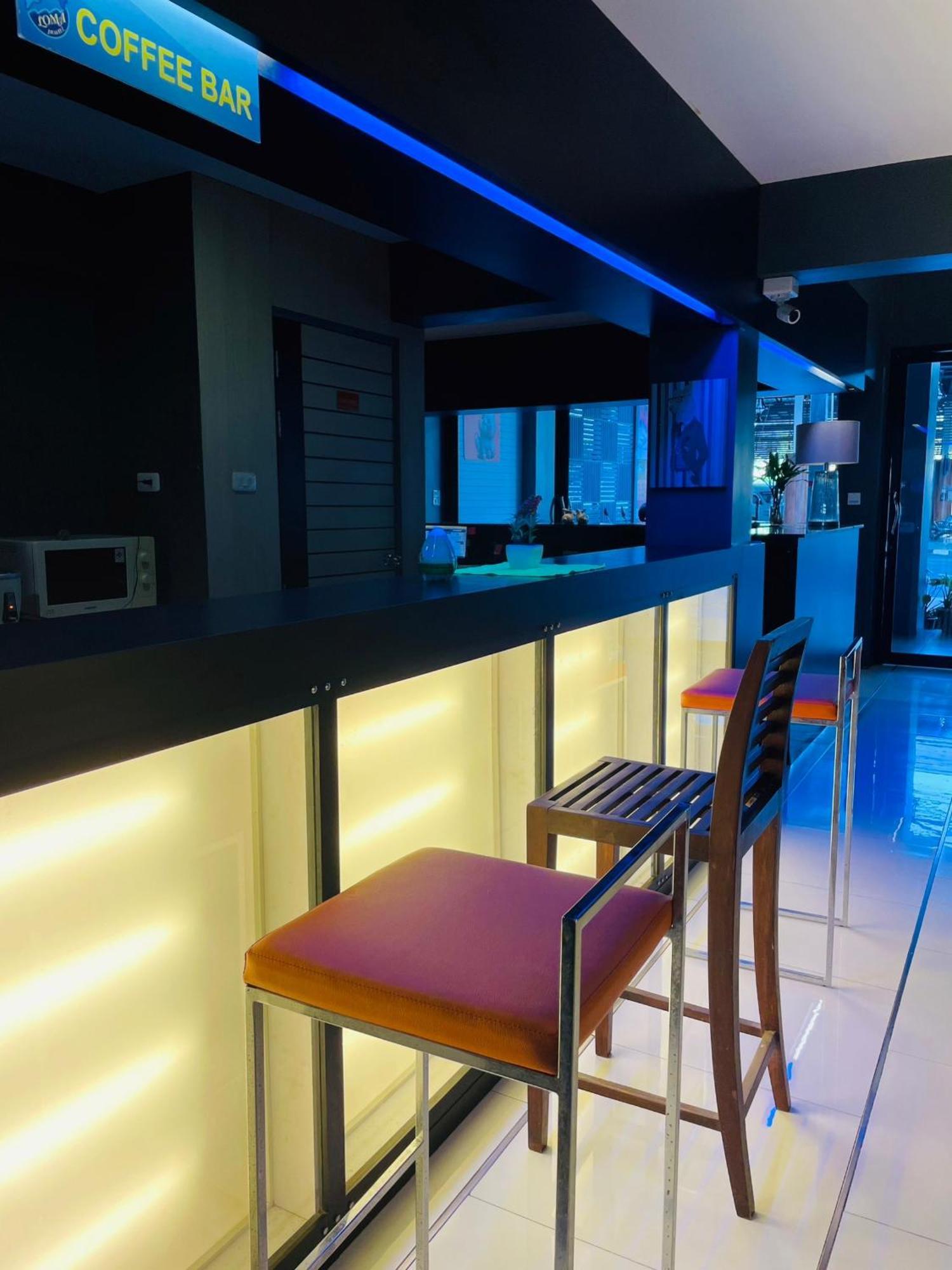 Rabbitel Phuket Hostel ภายนอก รูปภาพ