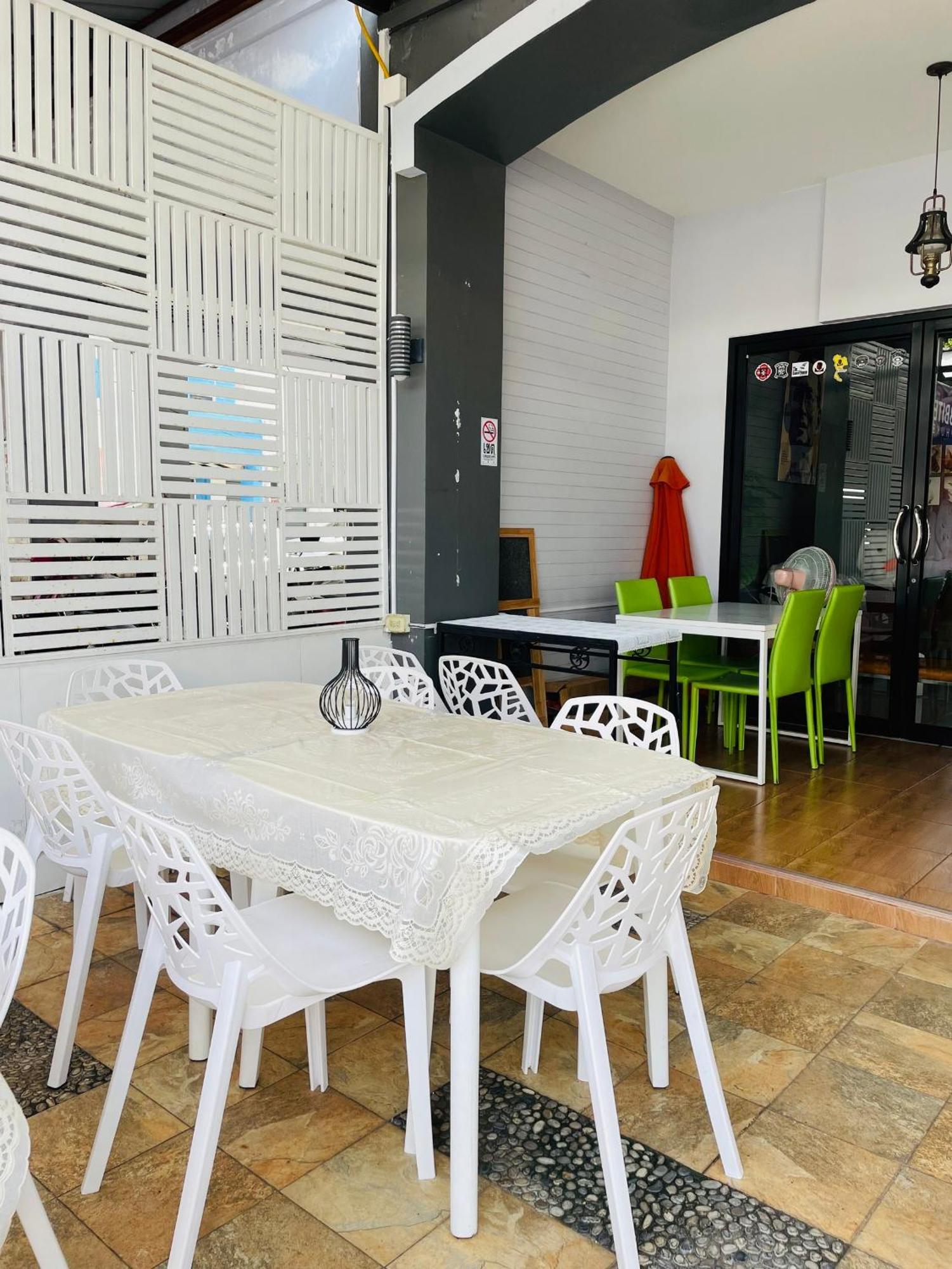 Rabbitel Phuket Hostel ภายนอก รูปภาพ